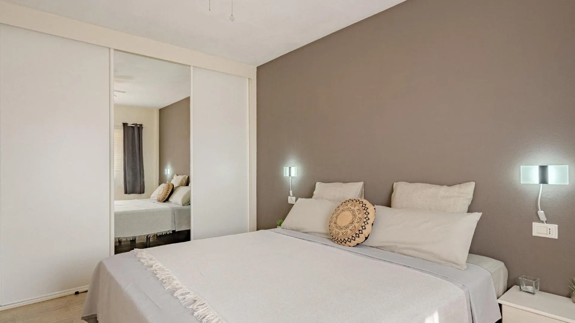 Apartment Isla Dream By Interhome Costa Del Silencio